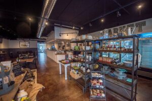 Deane’s Market & Deli in Geneva, IL